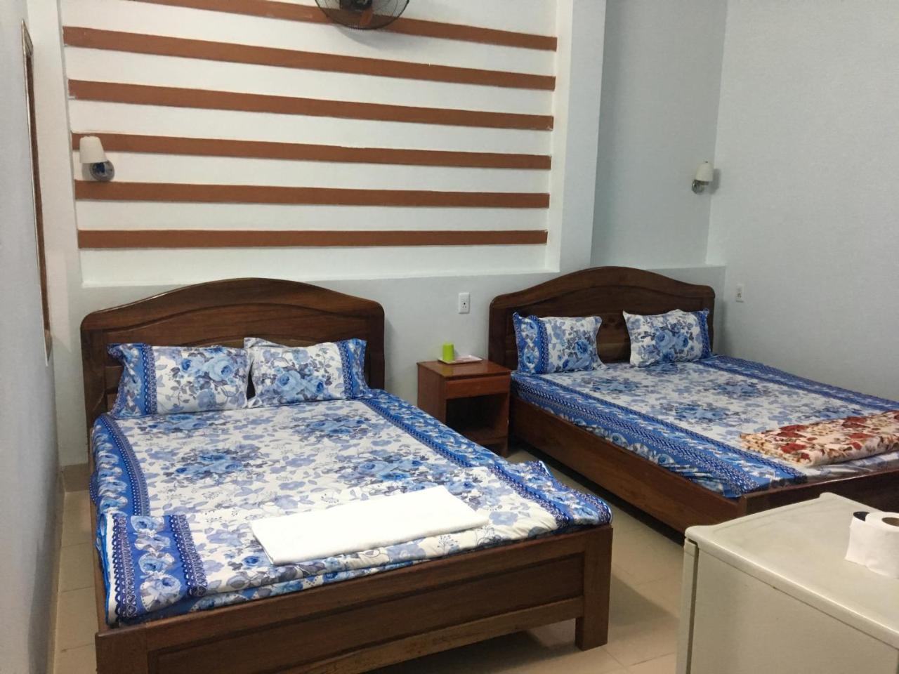 Nha Nghi Thanh Trinh Туихоа Экстерьер фото