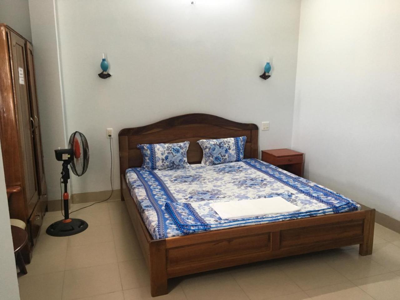 Nha Nghi Thanh Trinh Туихоа Экстерьер фото